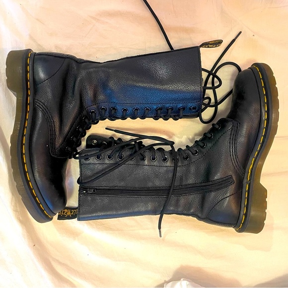 Doc Marten 1B99 VIRGINIA LEATHER MID CALF BOOTS - Picture 1 of 3